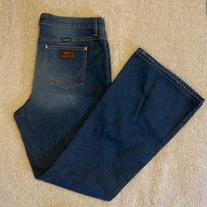 Wrangler High Waisted Flare Jeans